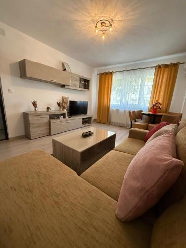 Lugoj Apartment | Bella Home, the place to stay in Lugoj
