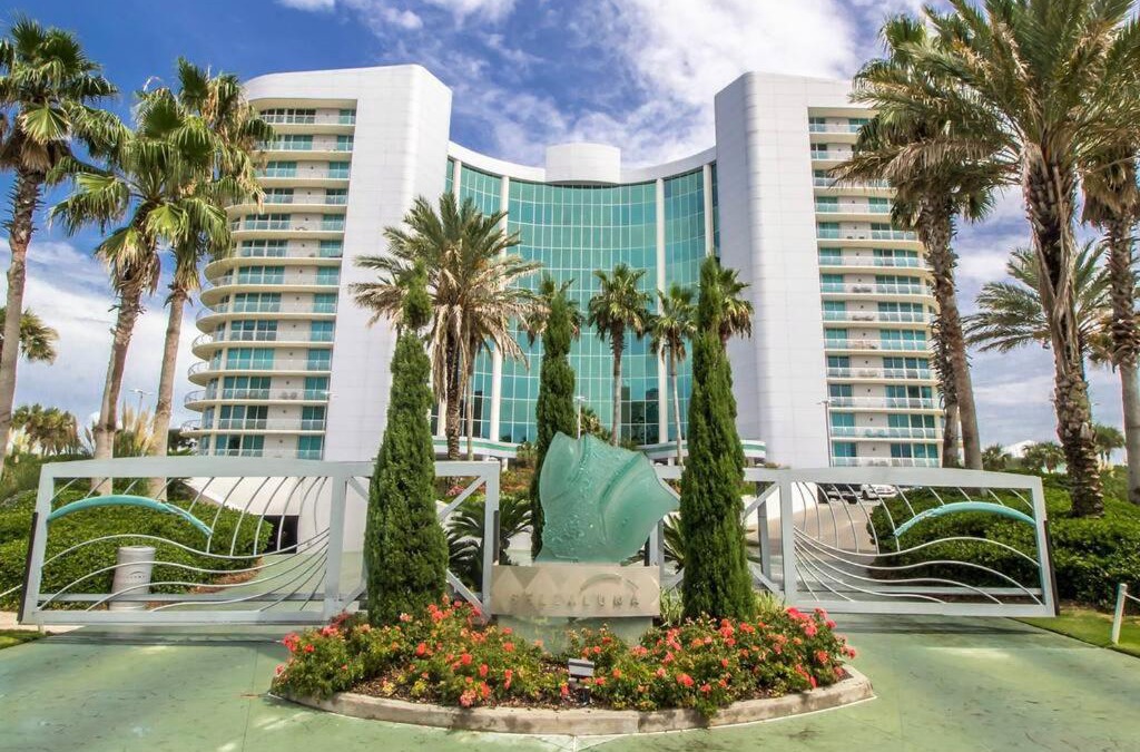 Orange Beach East Apartment | Bella Luna 1009 - Luxury Bayfront 3bd/3ba