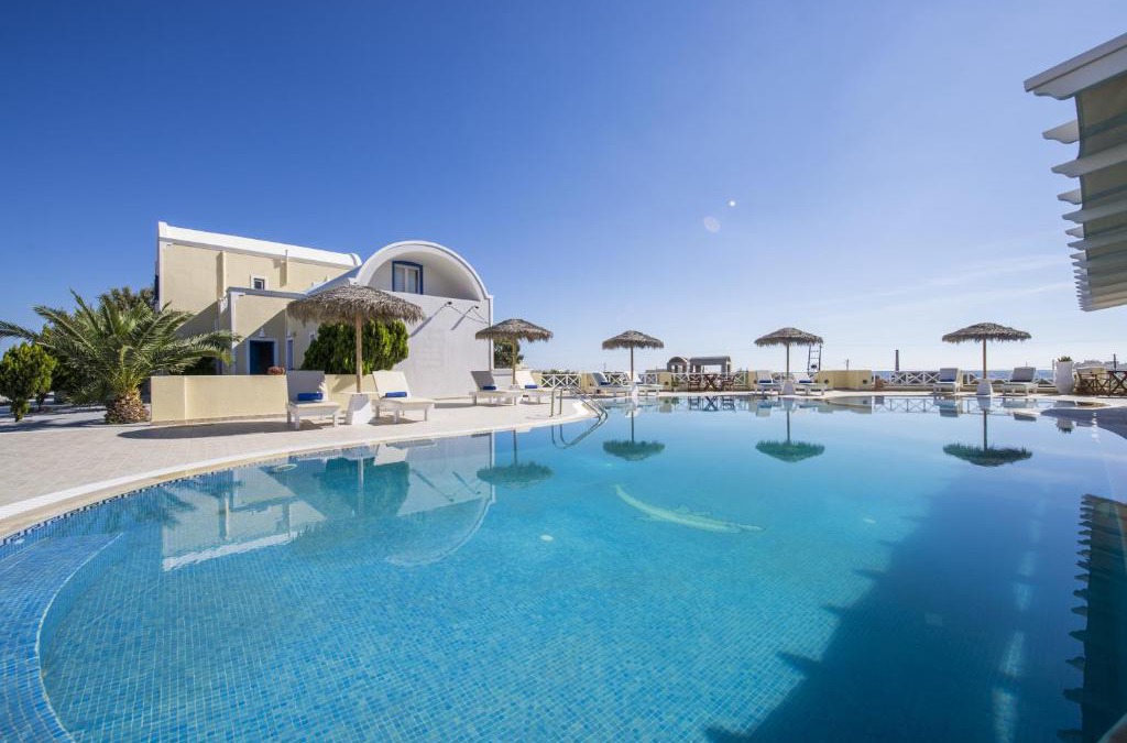 Agios Georgios Hotel | Bella Santorini