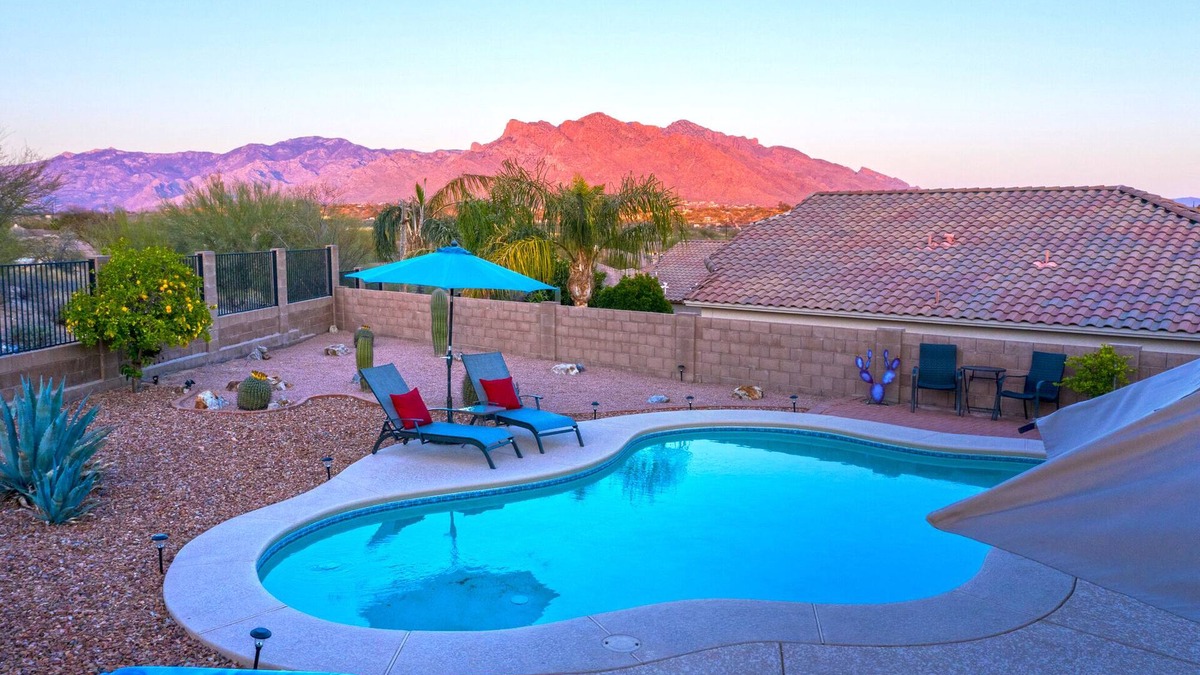 The Bluffs House | Bella View Resort Beckons You To Enjoy The Peace And Quiet Of This Home.