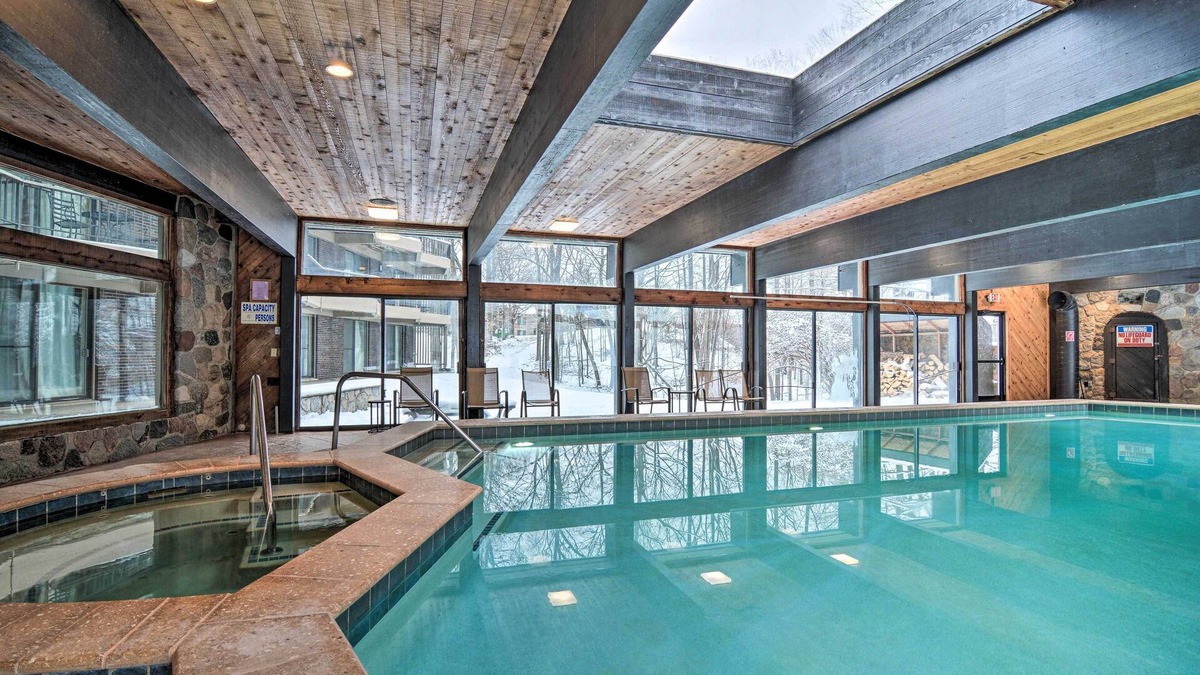 Mancelona Cottage | Bellaire Ski Escape ~ 1 Mile to Schuss Mountain!