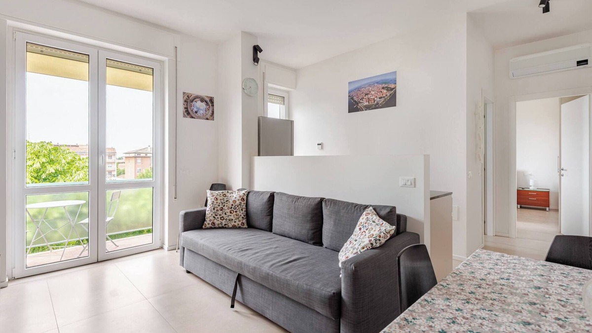 Mantua Apartment | BellaMantova 4 ♡ ♡ ♡ ♡