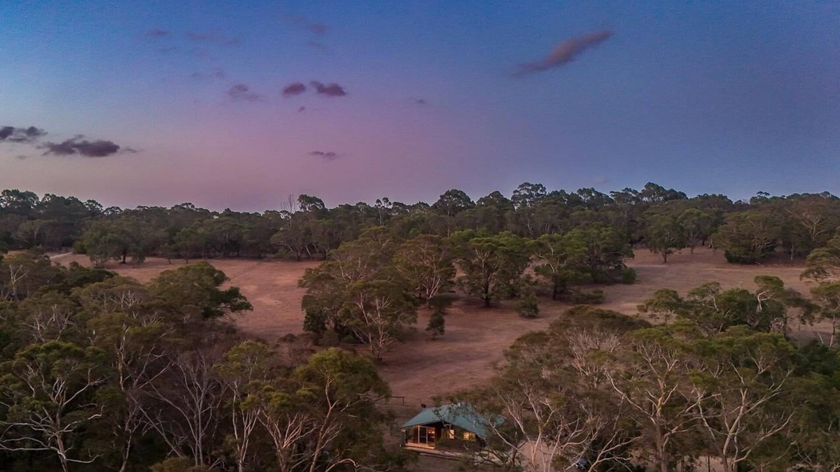 Bellbrae Cottage | Bellbrae Mudbrick Love Shack