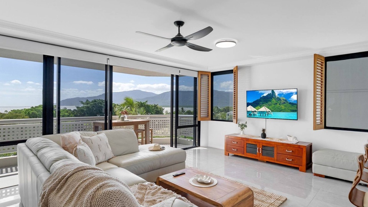 Cairns North Apartment | Belle Escapes Rydges Plaza Esplanade 54 with stunning ocean views