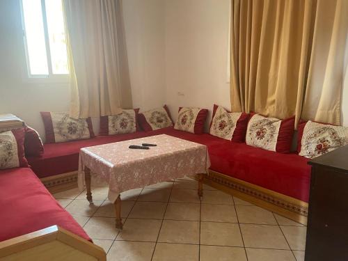 Aghroude Apartment | Belle maison avec terrasse aghroud