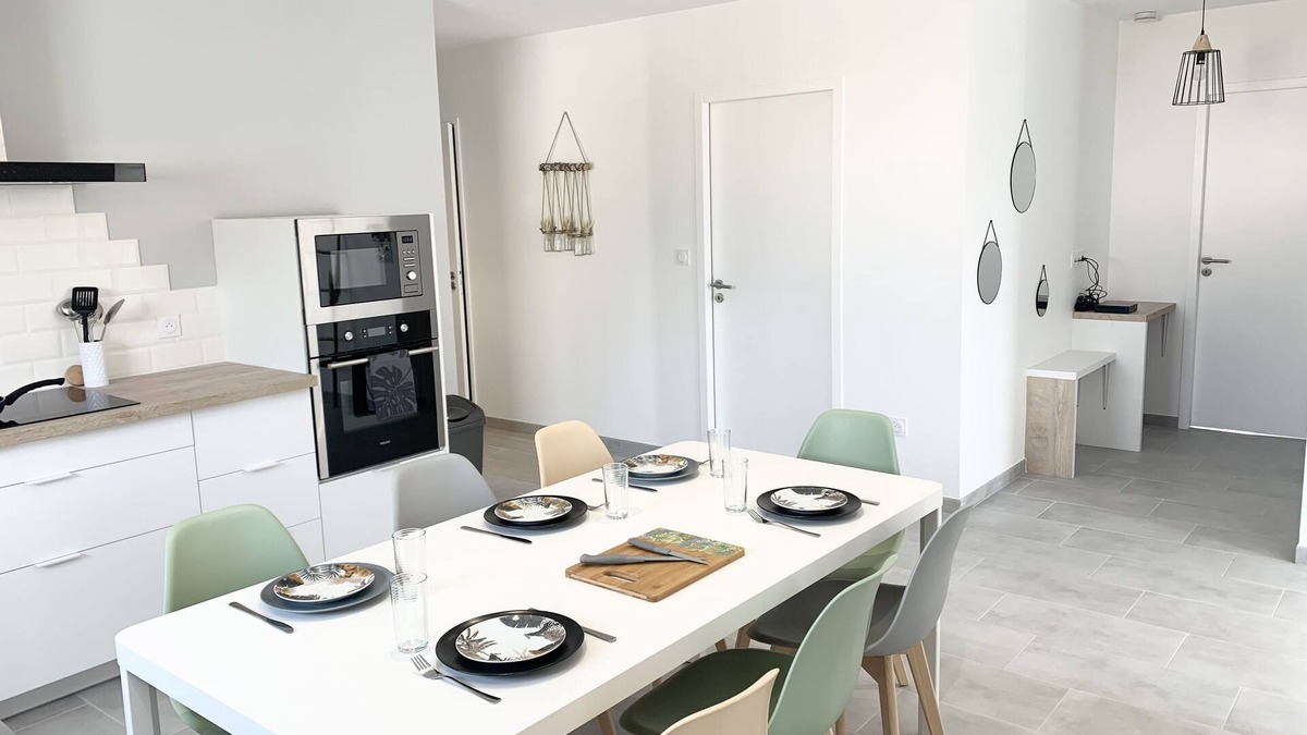 Challans House | Belle Maison de 140m2, Proche Centre Ville