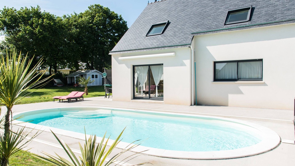 Bodilis House | Belle Maison Neuve Avec Piscine Couverte et Chauffée