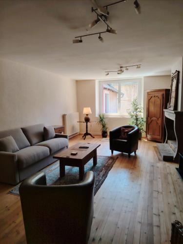 Paroisse Notre-Dame-de-l'Ermitage House | Belle maison spacieuse près d'Arbois