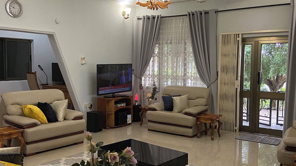 Ejisu House | Belle Naayak Luxury 3 bedroom bungalow in Ejisu-Kumasi Ghana.