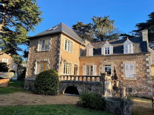 Trebeurden Villa | Belle Villa à 80m des plages