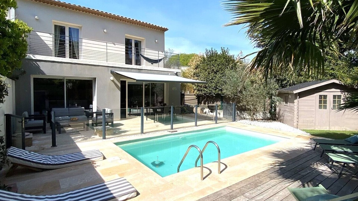 Castelnau-le-Lez House | Belle Villa Contemporaine Climatisée Avec Piscine. Environnement Très Calme!