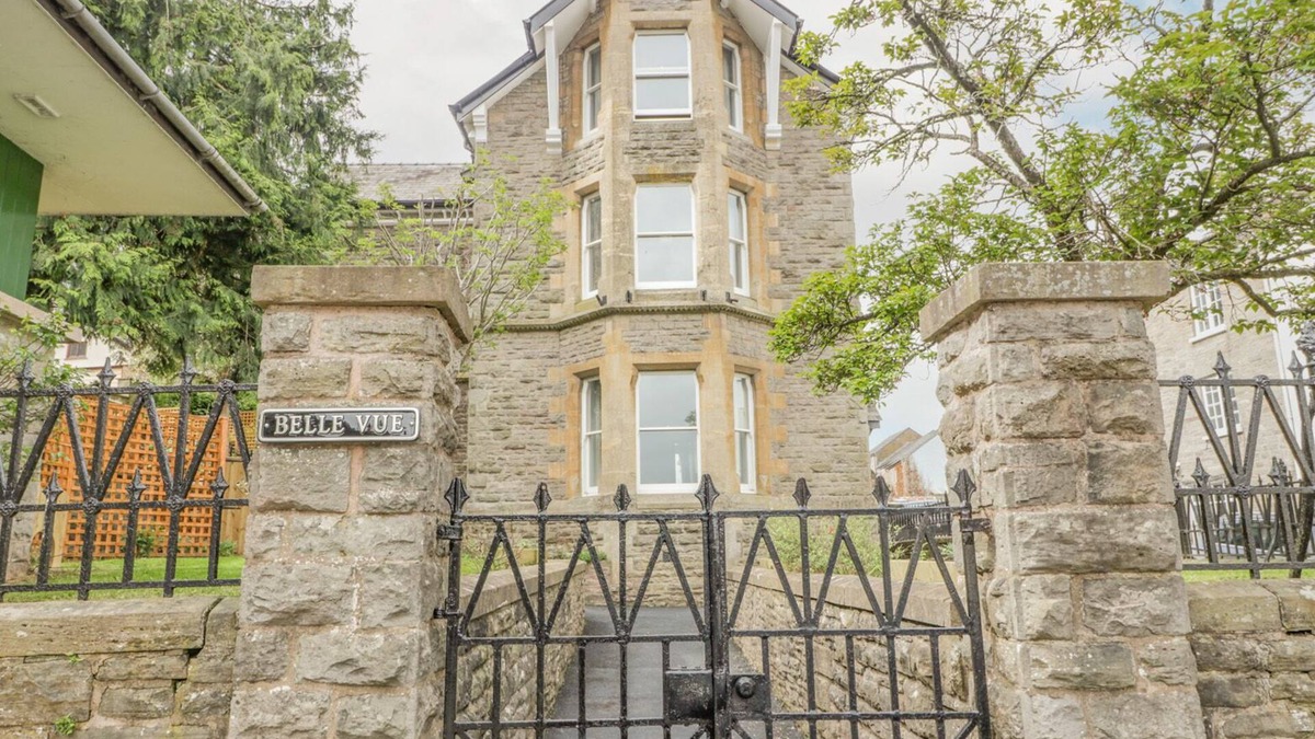 Hay on Wye House | BELLE VUE, family friendly, luxury holiday cottage in Hay-On-Wye