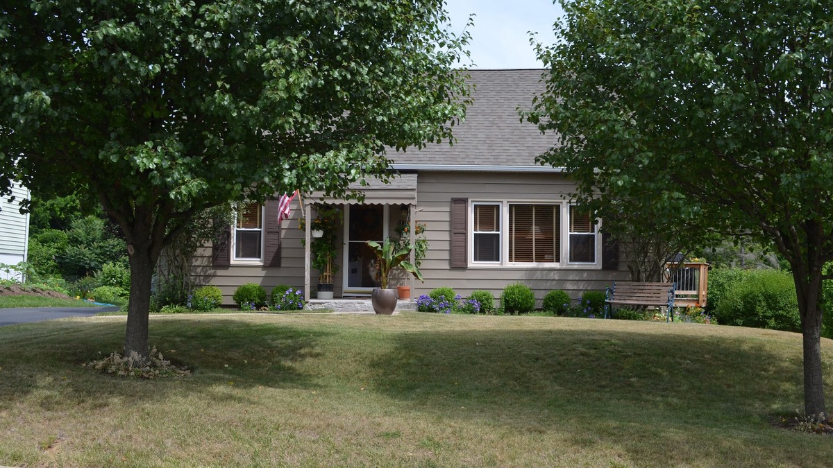 Bellefonte House | Bellecot-Sleeps 10, 13 mins to Penn State