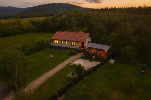Covasna House | Bellevue Beam House