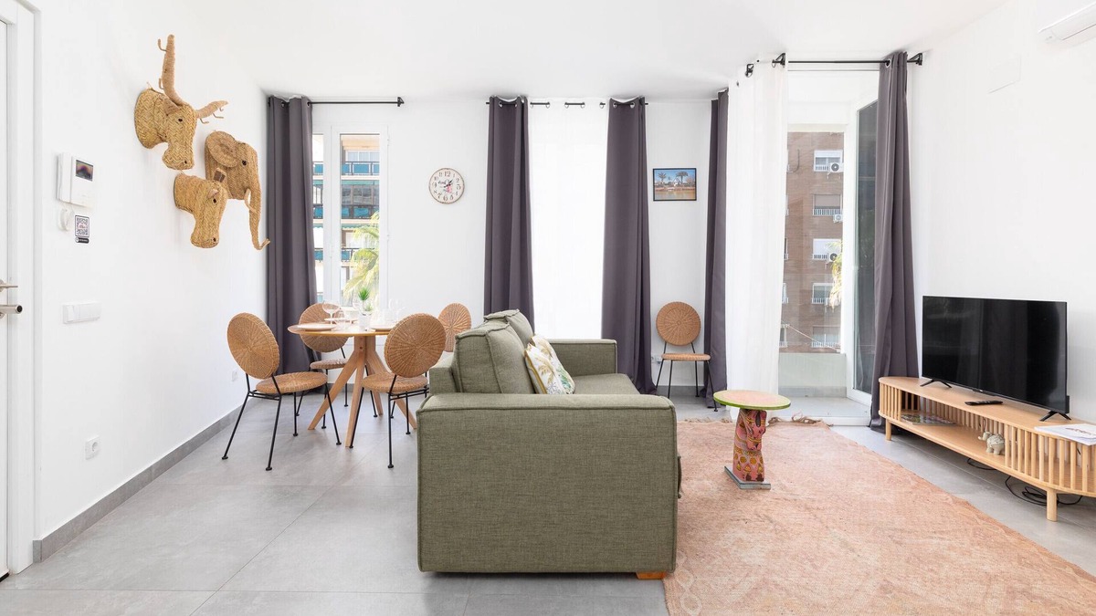 Extramurs Apartment | Belmar Apartments 3. WiFi + A/C + 5 Pax