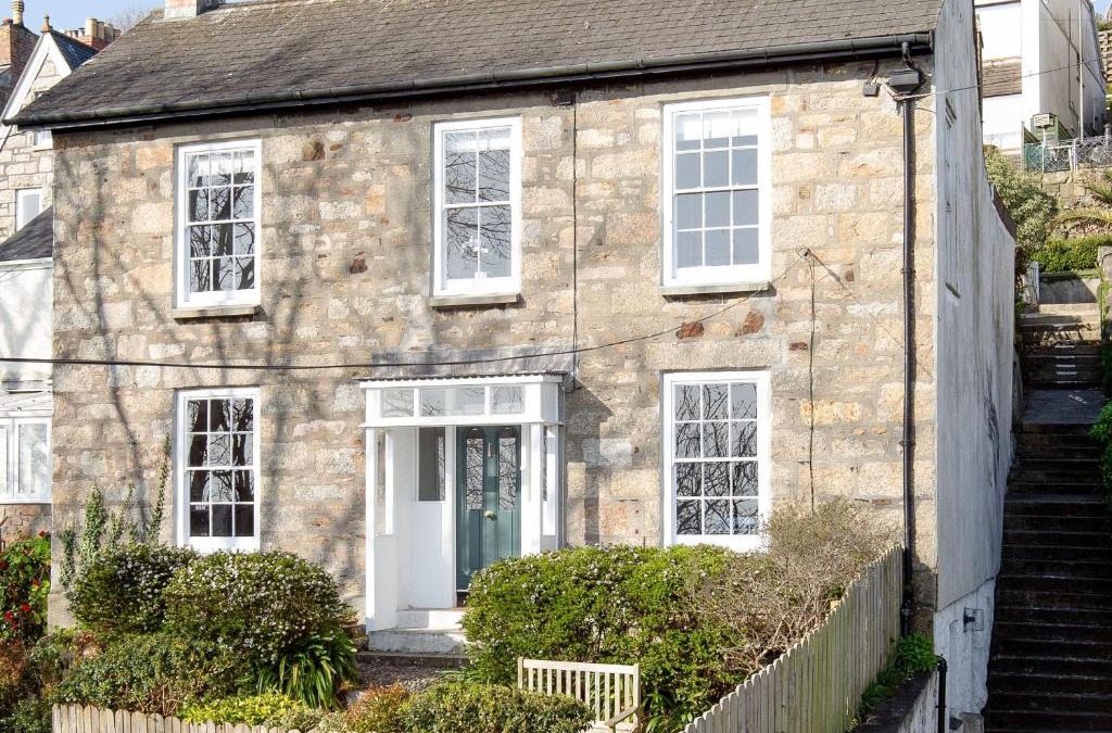Newlyn House | Belmont