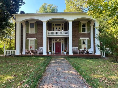 Shelbyville Bed & Breakfast | Belmont Inn