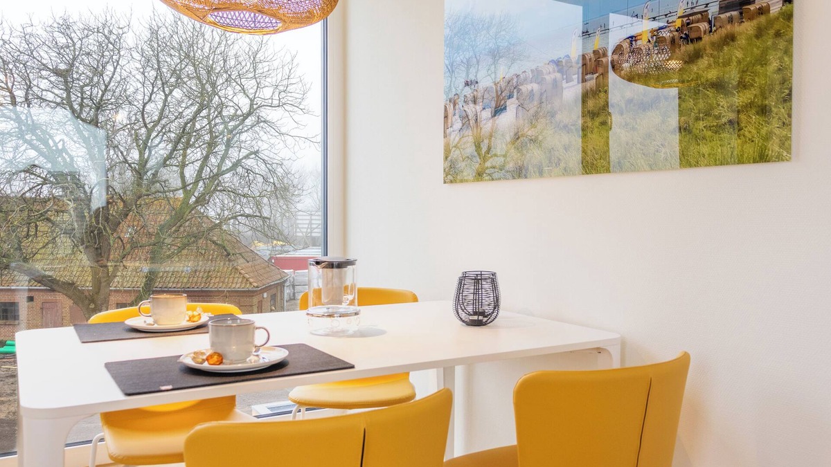 Marienleuchte Apartment | BeltBlick 30 - roof terrace. Sauna. Sea view. Family-friendly.