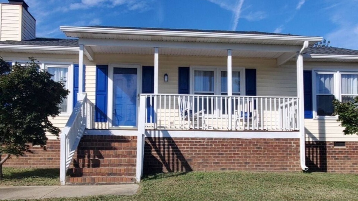 Northeast Raleigh House | Beltline Oasis - Newly Updated 3 Bedroom Home