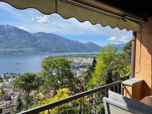 Orselina Apartment | Belvedere by Fewotessin