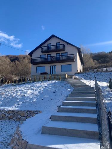 Tesila Villa | Belvedere Doftana