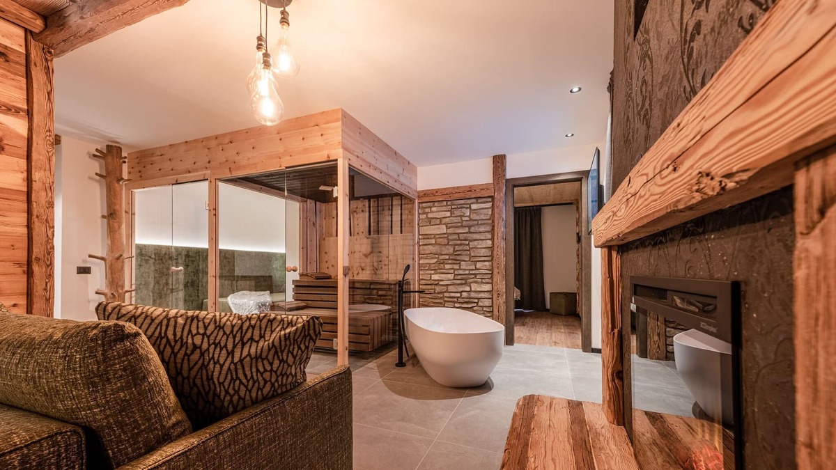 Male Apartment | Belvilla by OYO Pleasant apartment with spa
