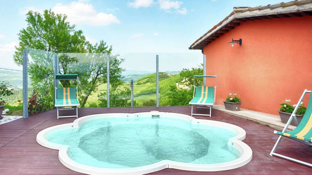 SantʼAngelo in Vado Villa | Belvilla by OYO Borgo Tre