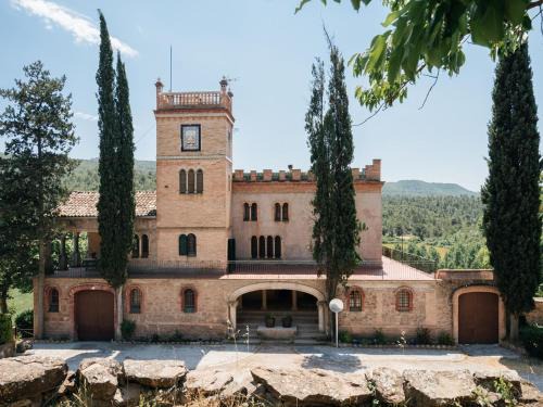 Castellnou de Bages House | Belvilla by OYO Les Fonts