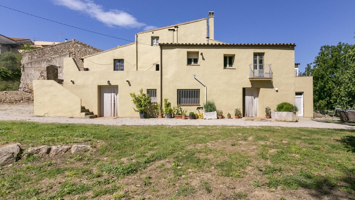 Llers Villa | Belvilla by OYO Casa Can Pitchio