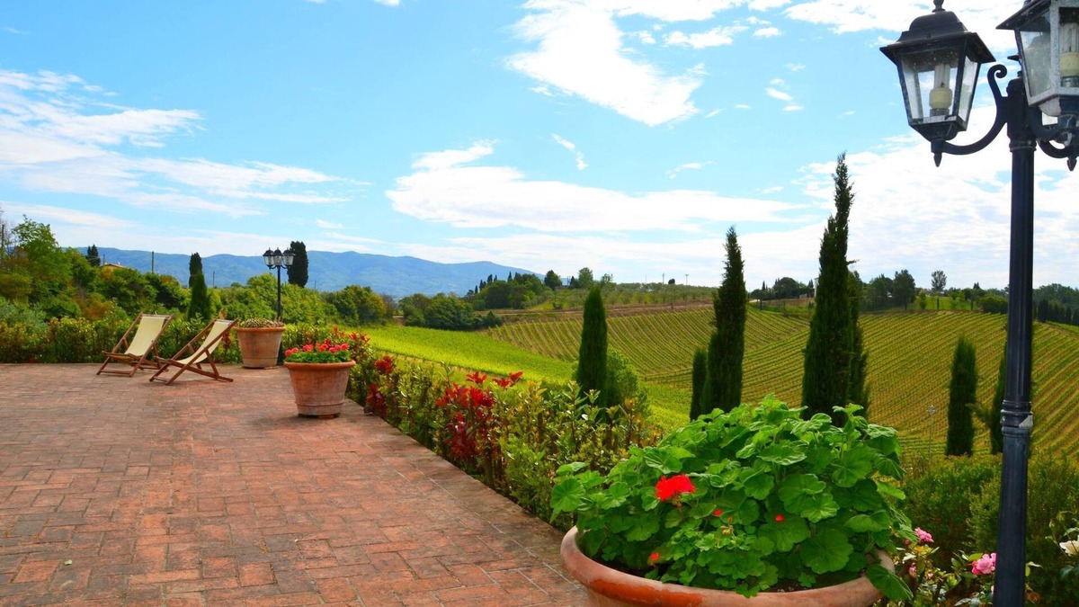 Stabbia House | Belvilla by OYO Holiday home with pool in Stabbia