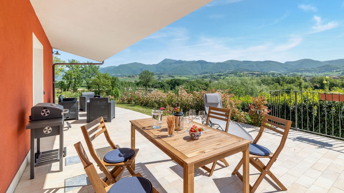 Matelica Apartment | Belvilla by OYO La Casa del Verdicchio