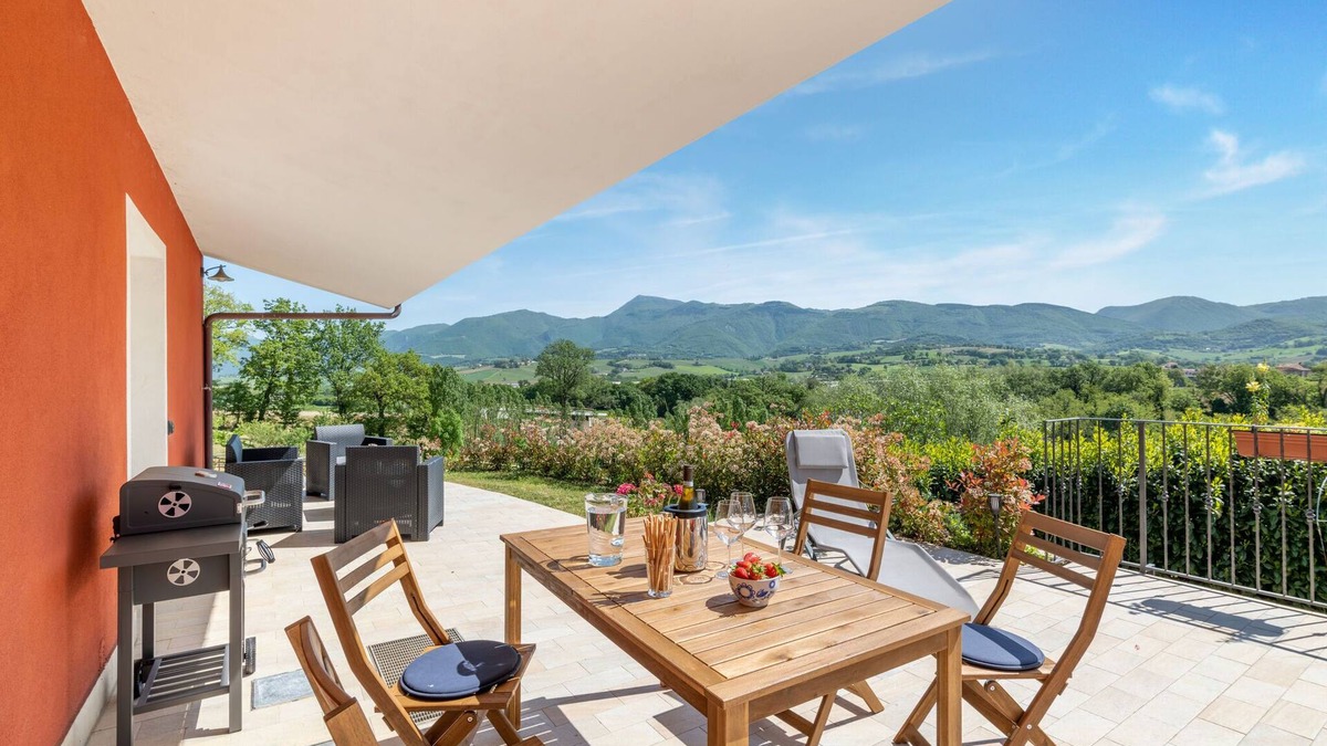 Matelica Apartment | Belvilla by OYO La Casa del Verdicchio