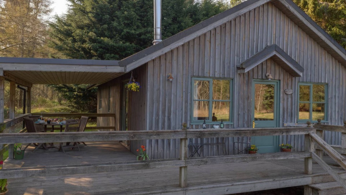 Banchory Cottage | Ben Macdui - sleeps 6 guests in 3 bedrooms
