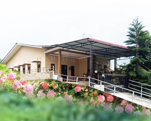 Ambarita House | Benatsya Homestay