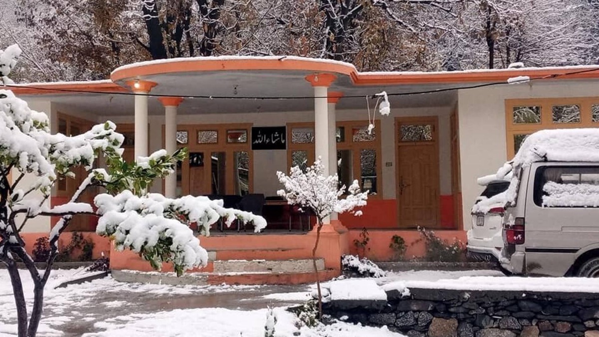 Brun Hotel | Benazir Hotel Kalash
