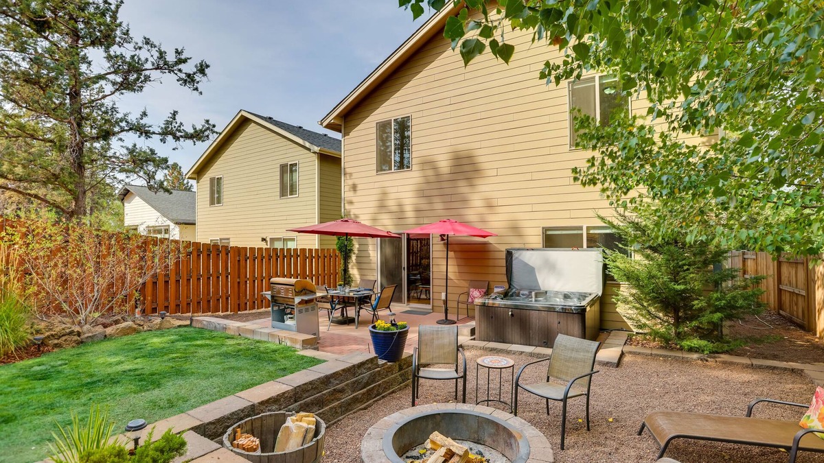 Old Farm District House | Bend Getaway w/Private Hot Tub, Patio & Grill!