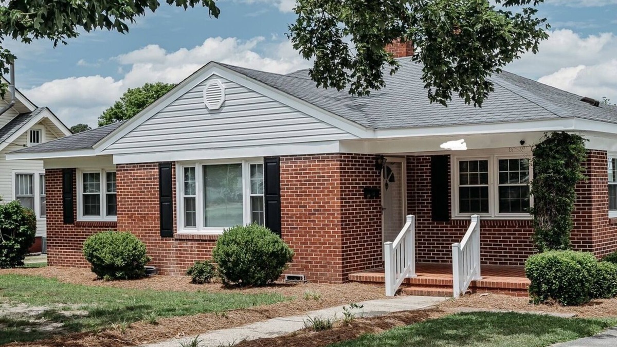 Benson House | Benson Oaks - located in the heart of Benson, Nc