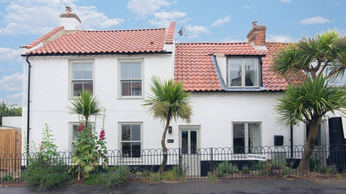 Wells-next-the-Sea House | Beresford House - a self catering house that sleeps 8 guests in 4 bedrooms