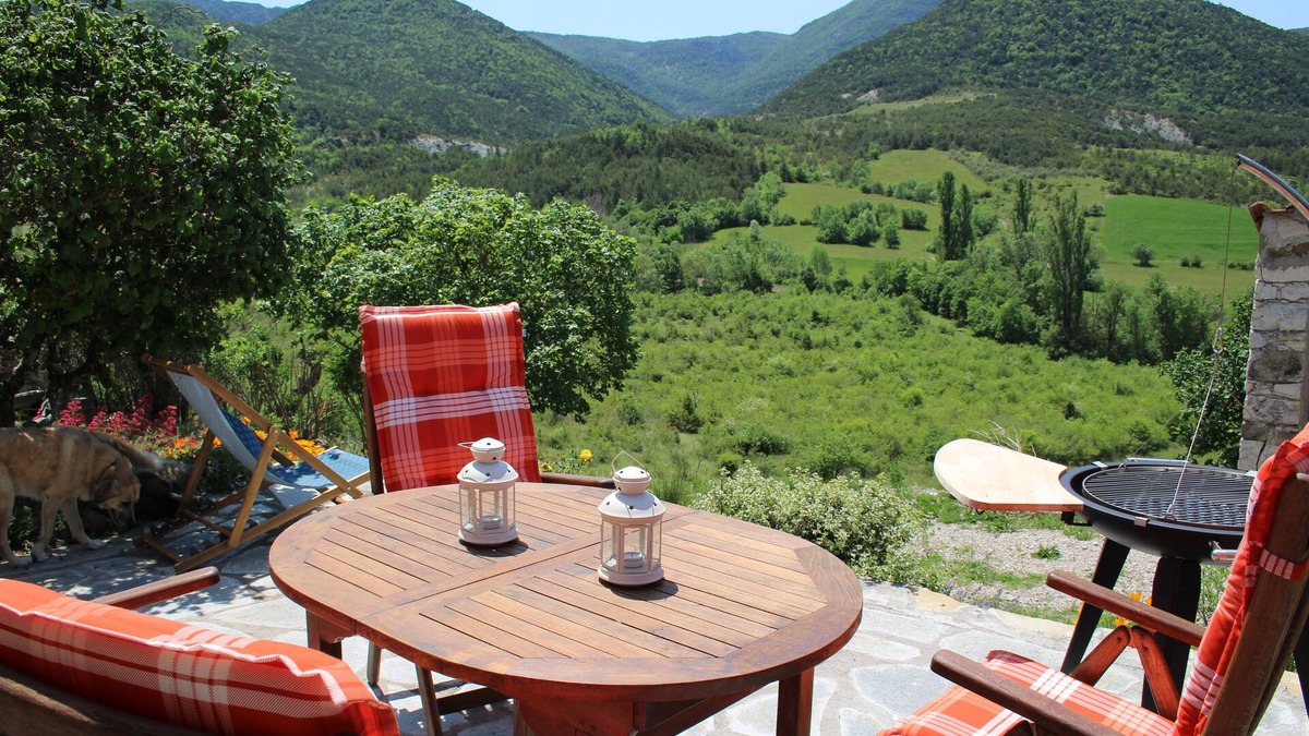 Montferrand-la-Fare Cottage | Bergerie Nichée Dans un Écrin de Verdure