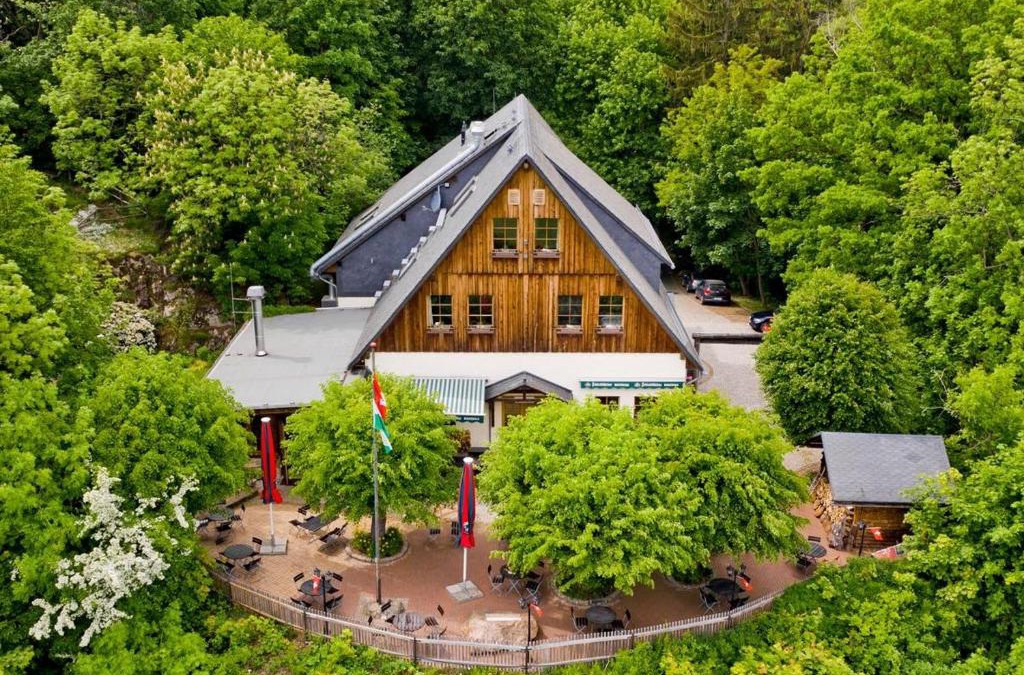 Bertsdorf House | Berggasthof Koitsche im Naturpark Zittauer Gebirge