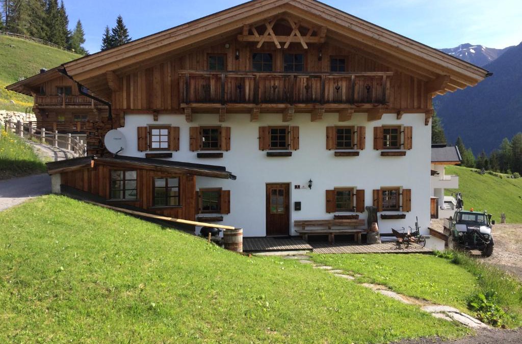 Umhausen Cabin | Berghütte Schöpf