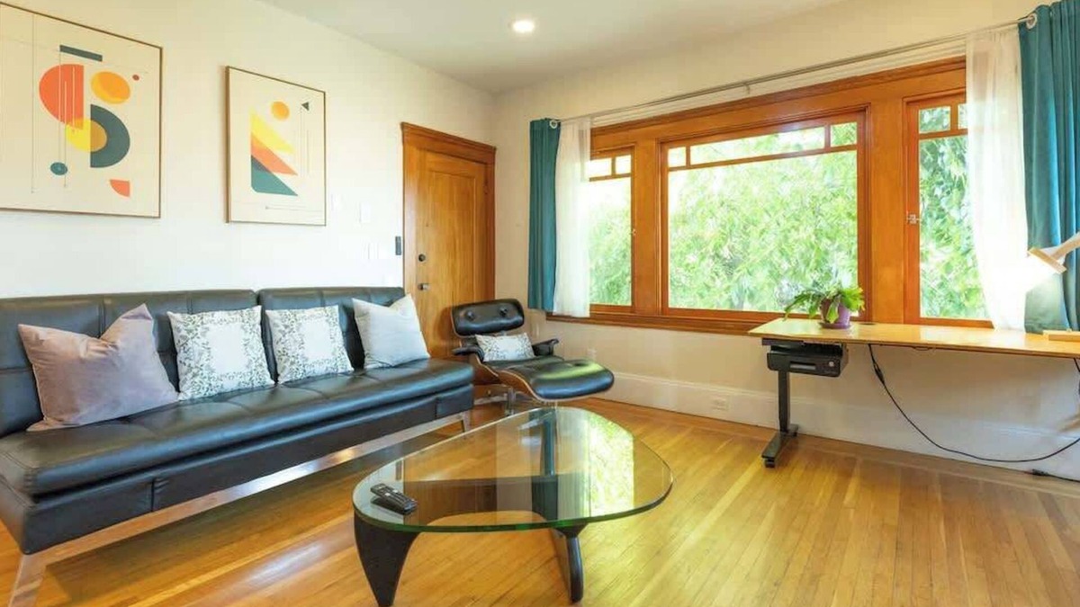 Fairview Park House | Berkeley's BEST Family Home & Neighborhood Walk to UC