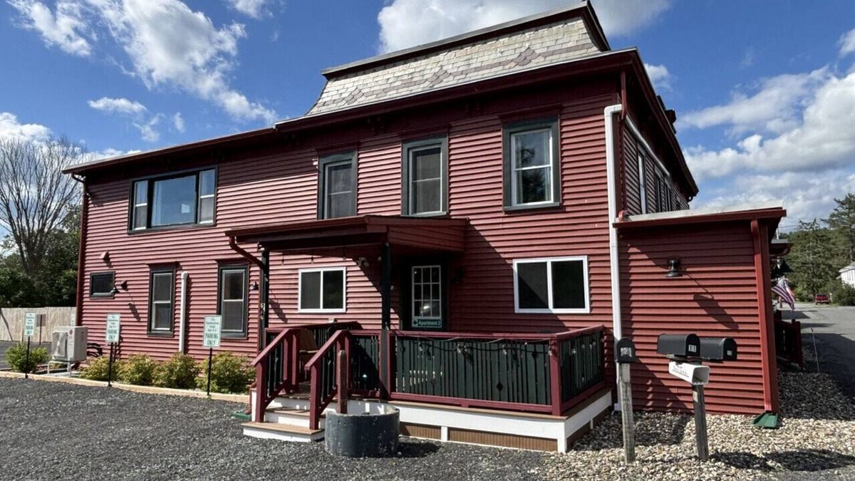 Stephentown Apartment | Berkshires Apartment at the Stephentown Hotel