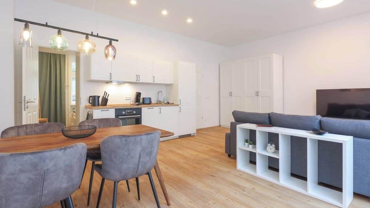 Friedrichshain Apartment | Berlinkiez The Space: