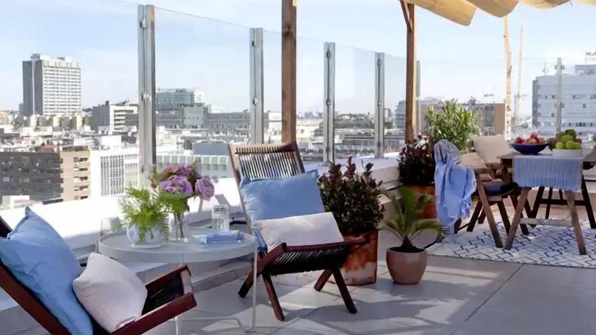 Cuatro Caminos Apartment | Bernabéu Castellana Madrid, Apartment with spectacular terrace Bernabéu.