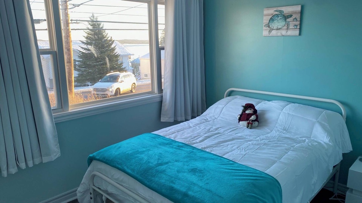 Lewisporte House | Bernice Mae’s Ocean View