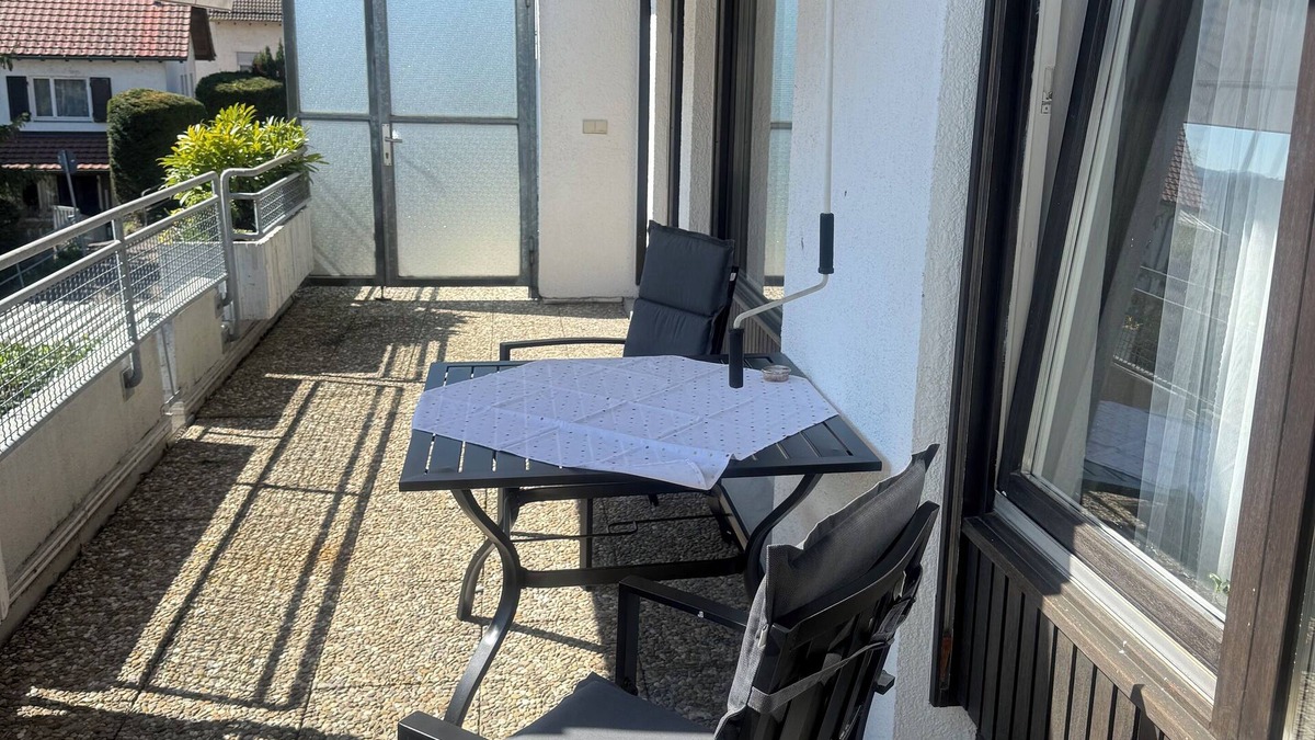 Waldshut-Tiengen Apartment | Bernies Waldshut - Sunny apartment - close to the city with balcony and underground parking