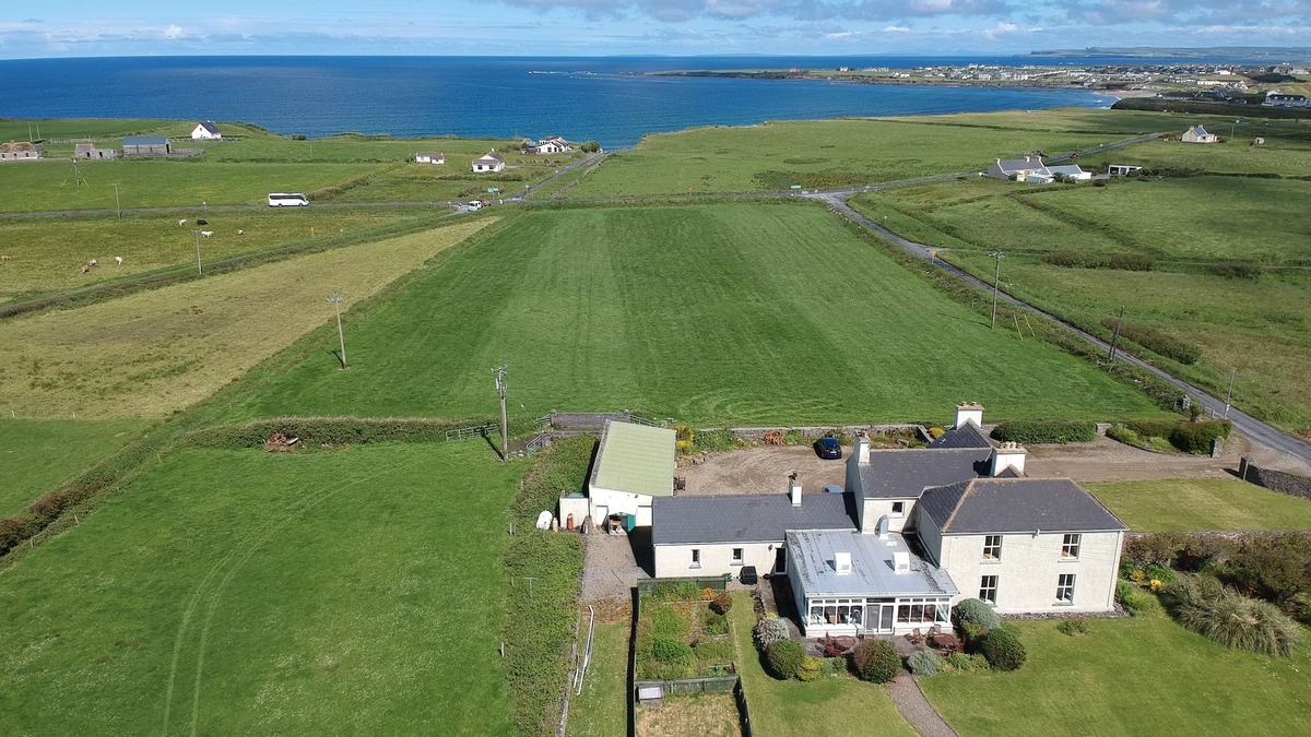 Spanish Point House | Berrylodge Country House Spanish Point Clare