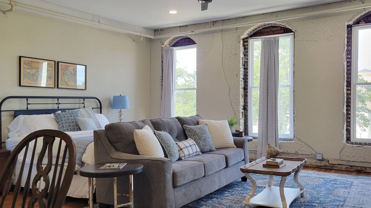 Laurel Condo | Bertha at the Laurel Lofts