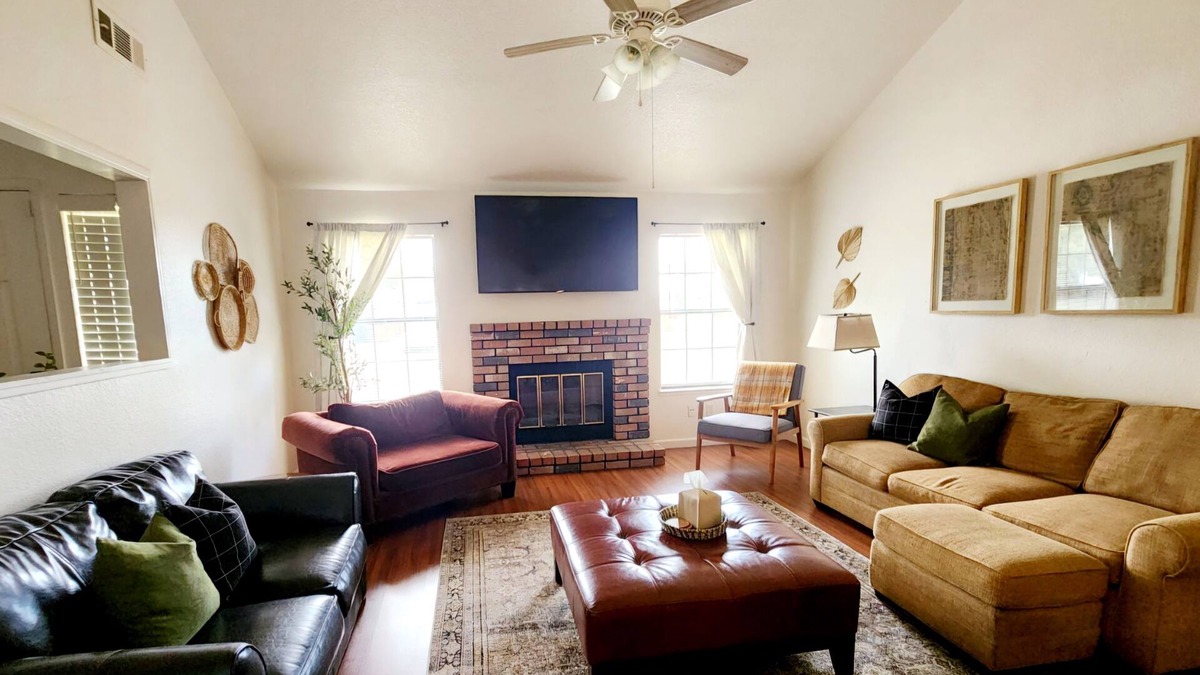 Turlock House | Bespoke Home In The Heart Of Turlock